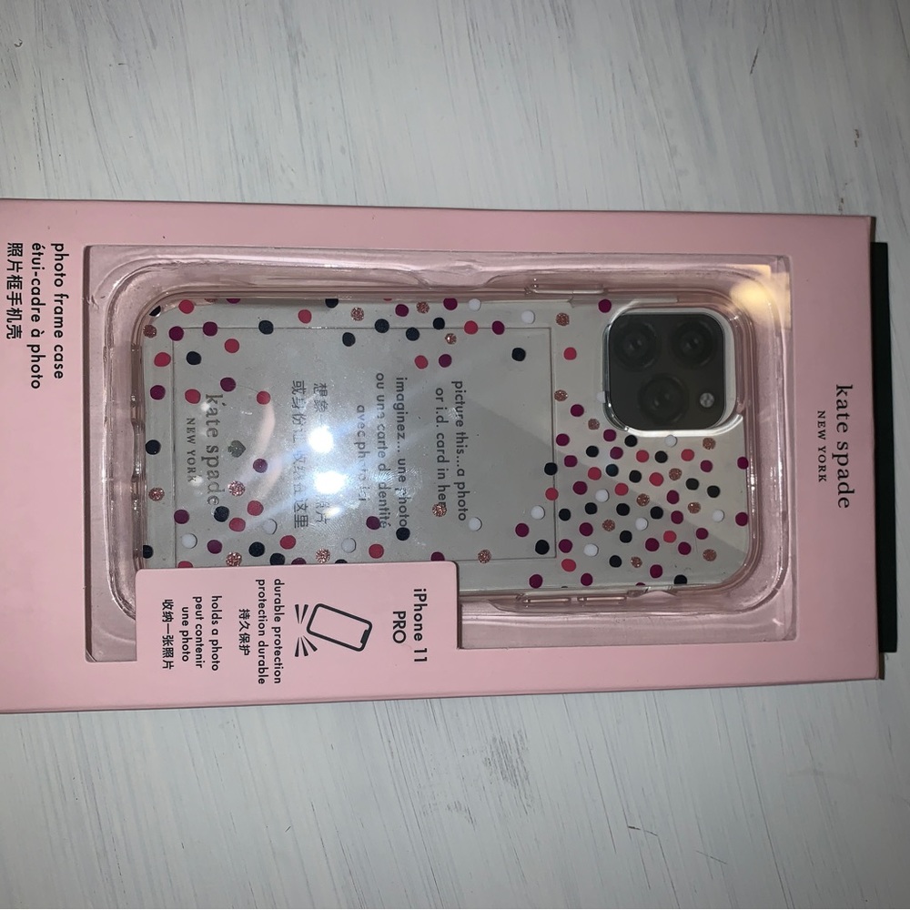 I phone 11 pro Kate spade case